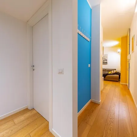 Elegant And Spacious 2bdr, 5 Min Station 公寓 米兰